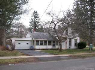 90 Mill St, Springville, NY 14141