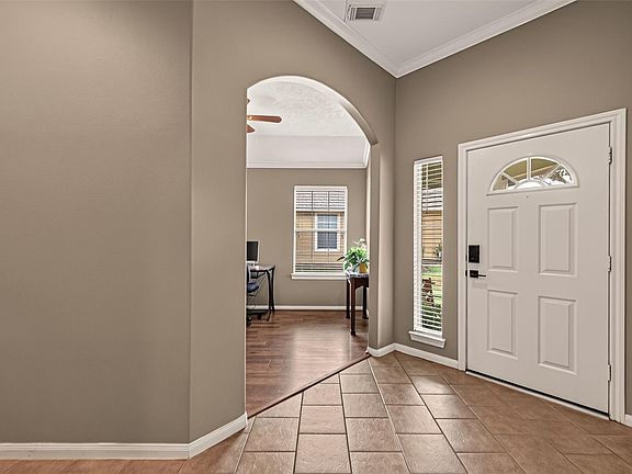3rd image of 5322 Greenbrae Ln