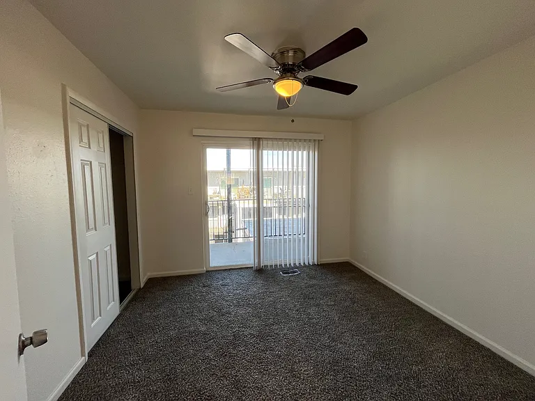 1030 Dayton St — Photo 14