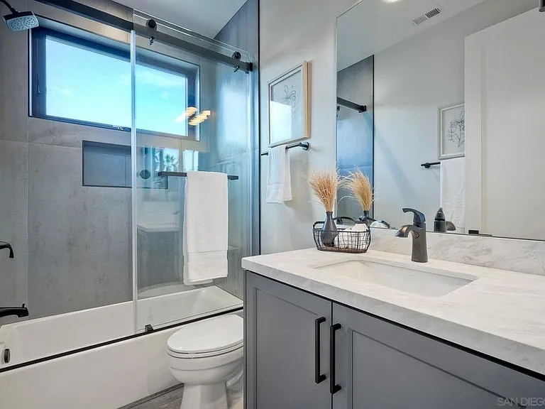 124 Donax Ave — Photo 25