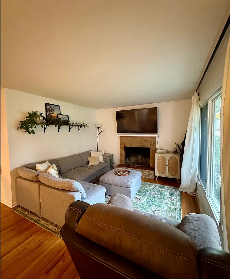 3 bed, 1.5 bath, 1100 sqft, $2,500 — Photo 2