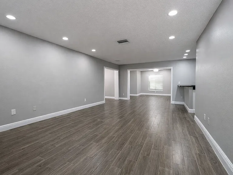 2019 Madrid Ct S — Photo 2