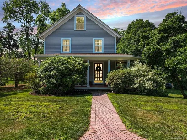 11 Gildersleeve Avenue, Canton, CT 06019