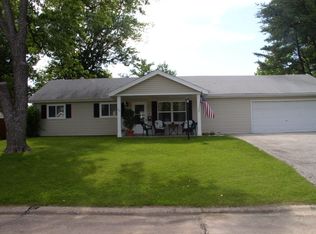 23 Roland Ave, O'Fallon, MO 63366