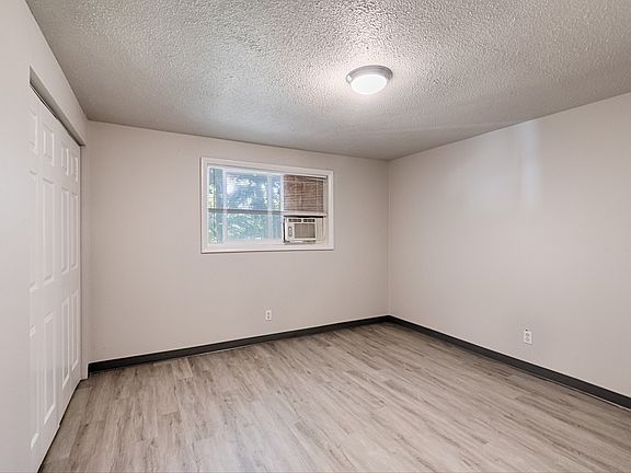 5th image of 2003 E Linden St #2