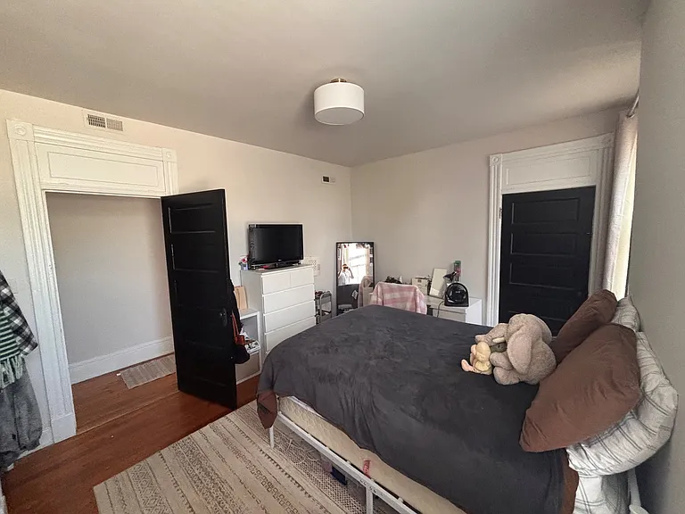 411 N Allen Ave #3 — Photo 21
