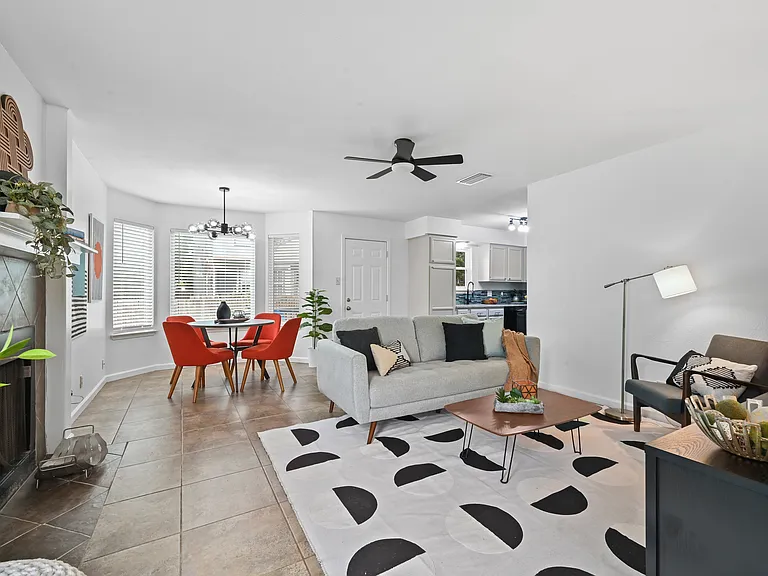 2105 Kirksey Dr #A — Photo 3