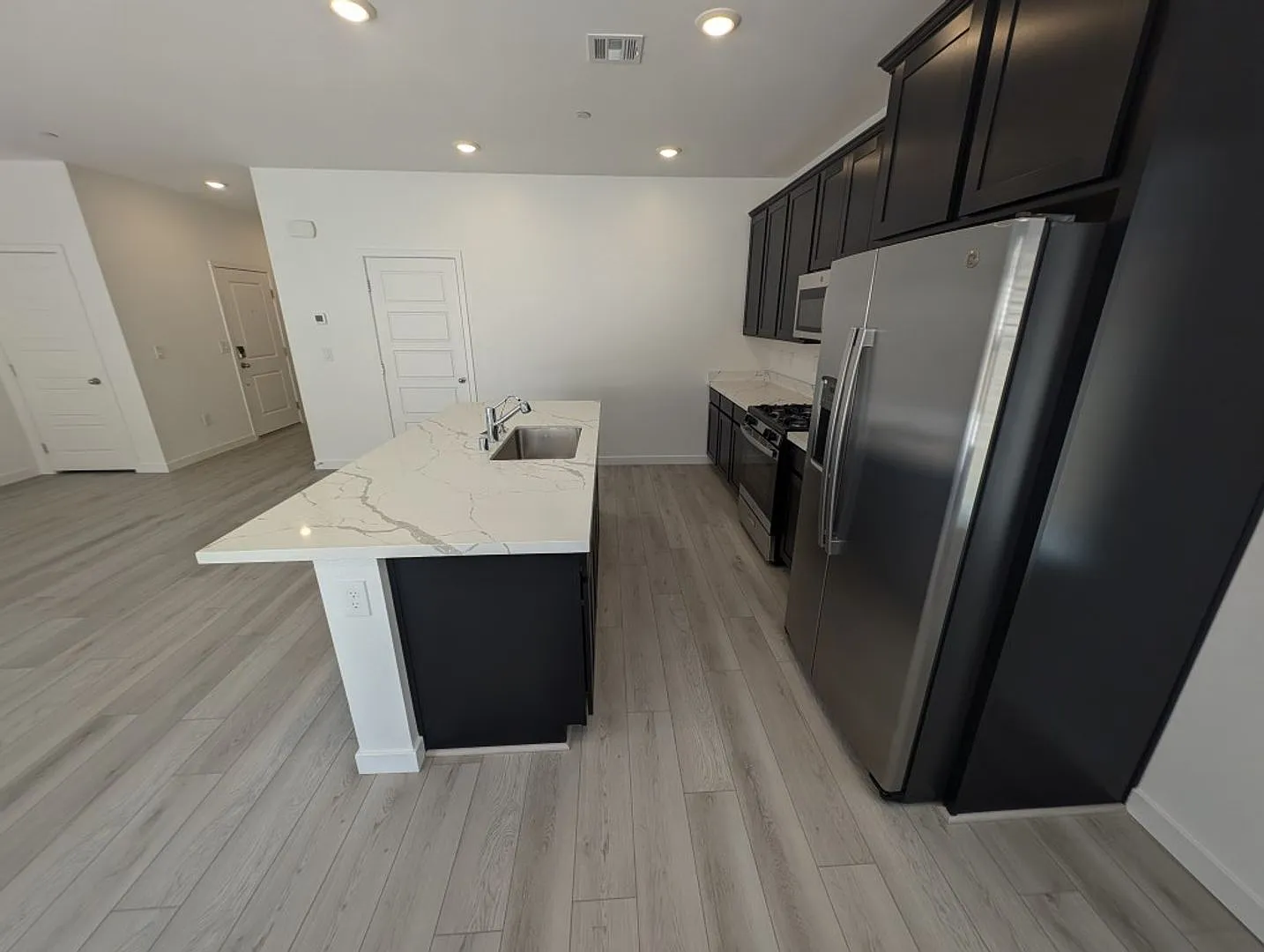 3339 Dancing Waters St — Photo 4