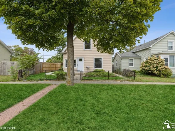 1109 E 1st St, Monroe, MI 48161