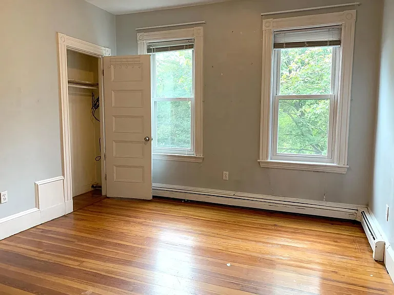 6 Iroquois St #2 — Photo 6