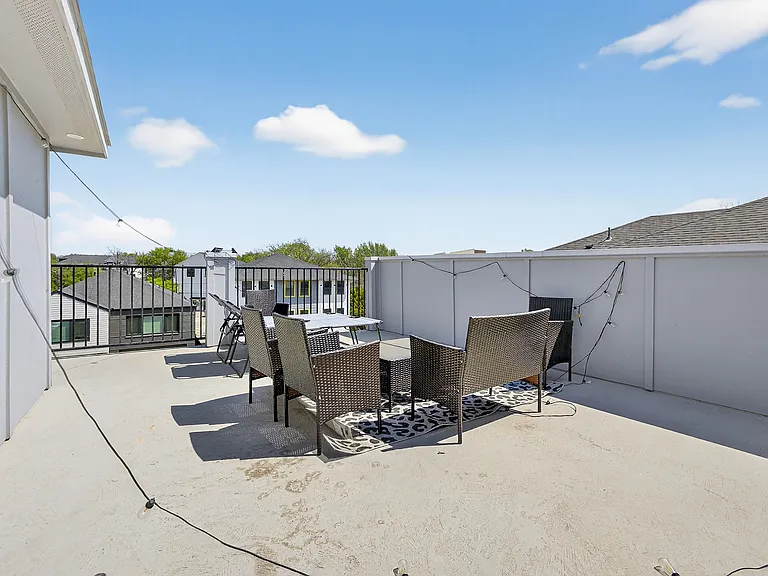 3206 Forest Park Blvd — Photo 35