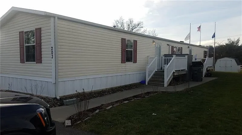 203 North Ct photo 1