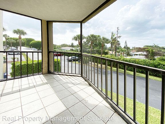 4th image of 890 N Federal Hwy APT 201