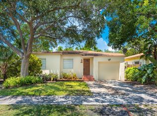 3060 Calusa St, Miami, FL 33133
