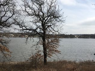 1757 Country Club Rd, Bowie, TX 76230