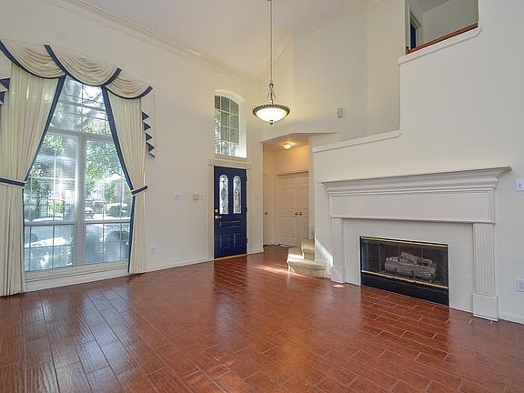 3rd image of 20418 Ivory Creek Ln