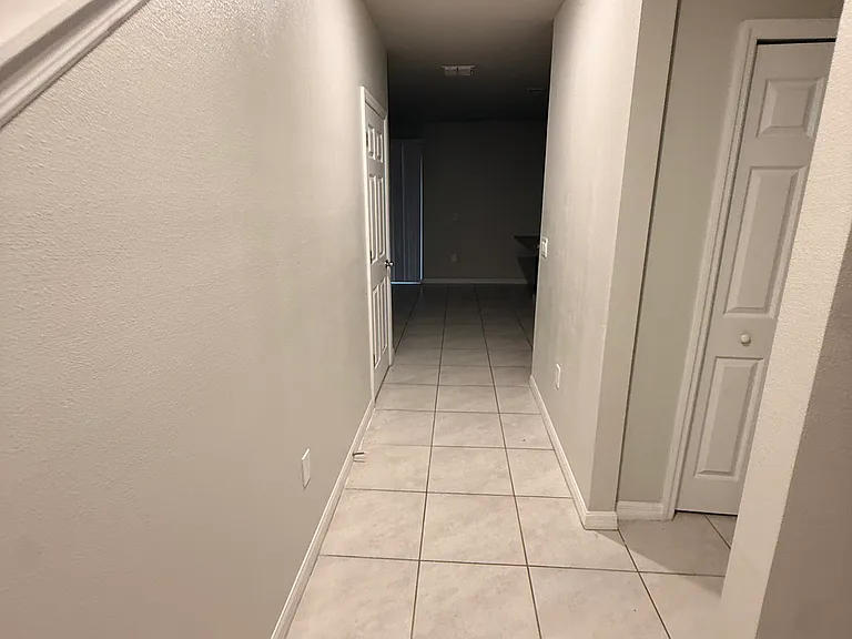 1273 Zambrana Ct — Photo 4