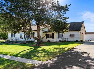 11601 E Edgewater Rd, Albany, IN 47320