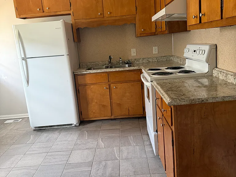 1116 N Duke St #A — Photo 6