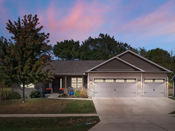 406 Raef Rd, Downs, IL 61736