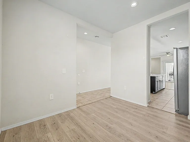 24654 N Corn St — Photo 24
