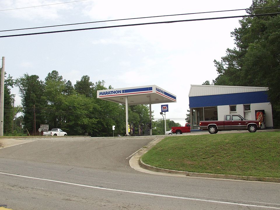 2nd image of 105 A W Roberts Dr