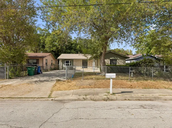 1215 AARON PL, San Antonio, TX 78221