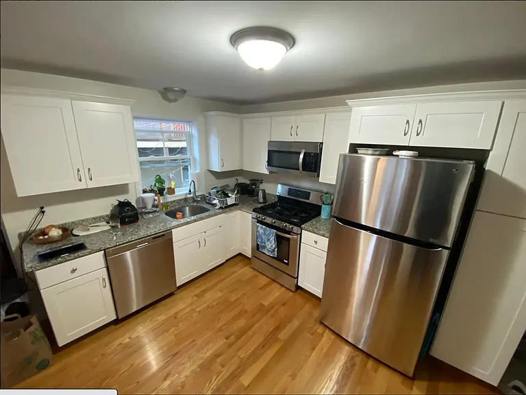 24 Beacon Pl #3 — Photo 6