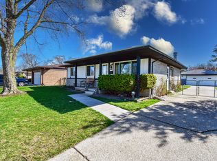 27770 Los Olas Dr, Warren, MI
