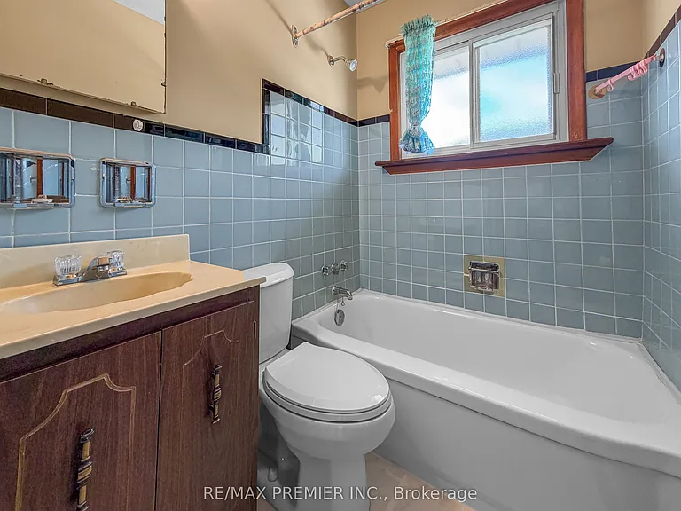 610 Woodward Ave #MAIN — Photo 9