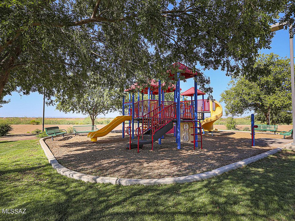 2nd image of 21955 E Beacon Point Dr