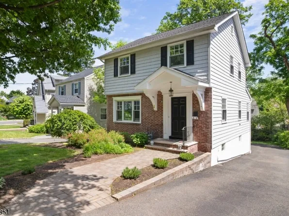 18 Sunset Dr, Millburn Twp., NJ 07041