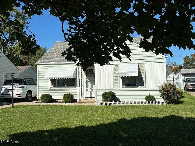 1st image of 15706 Barbara Ave
