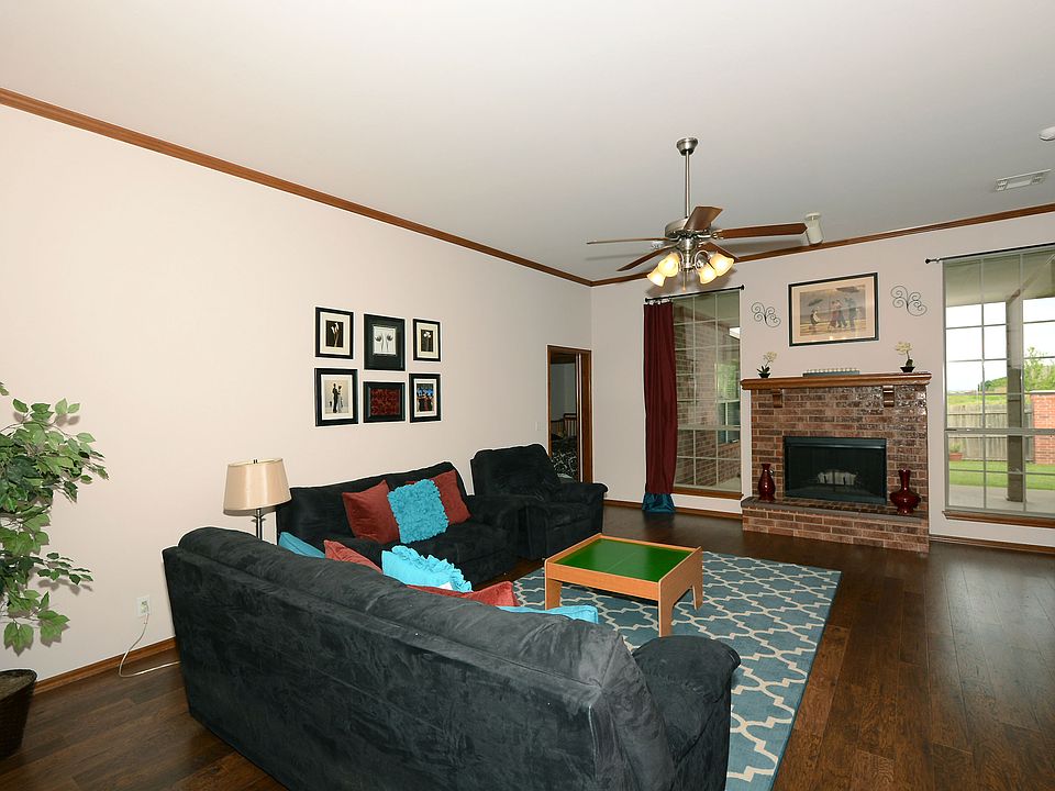 1st image of 16709 Autumnwood Dr