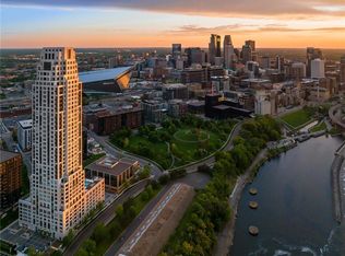 1111 W River Pkwy #12E, Minneapolis, MN 55415