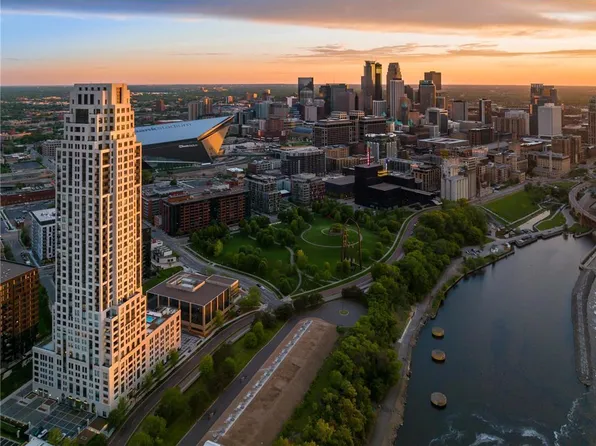 1111 W River Pkwy #12E, Minneapolis, MN 55415