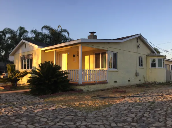 702 Palm Ave, Beaumont, CA 92223