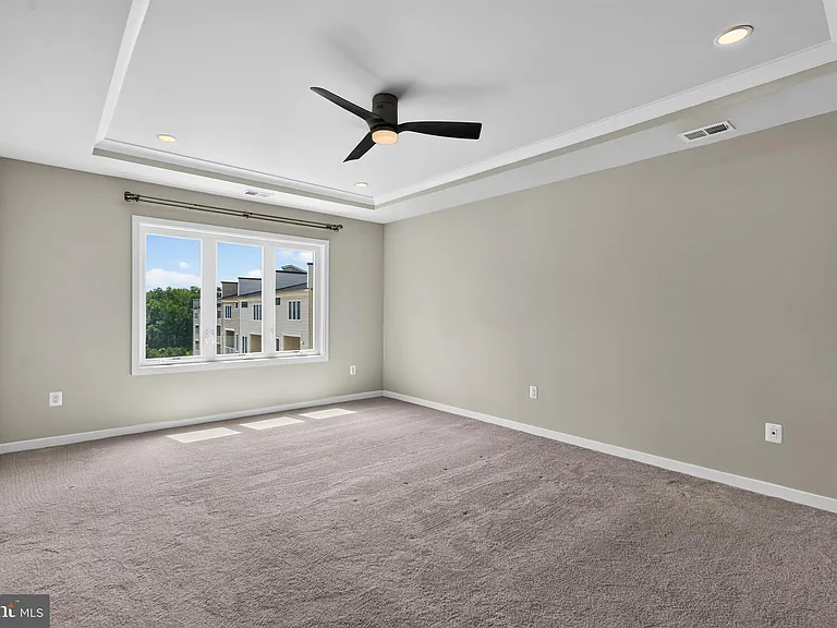 23685 Hopewell Manor Ter — Photo 22