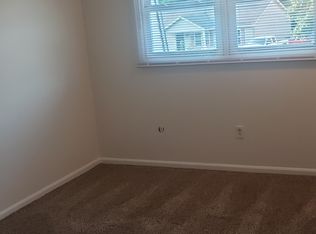 1047 Gribbin Ln, Toledo, OH 43612
