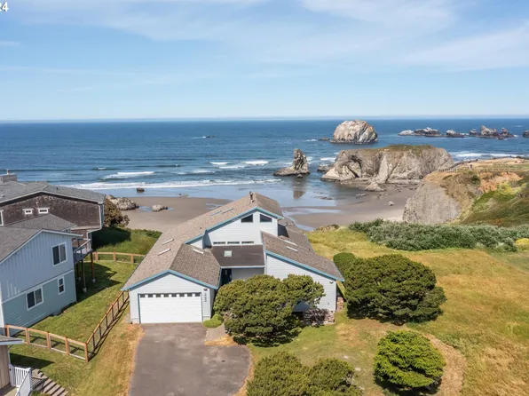 2392 Beach Loop Dr, Bandon, OR 97411