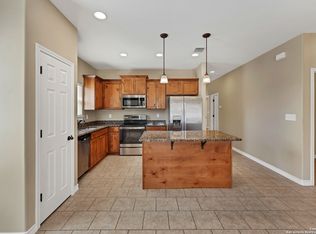 270 Rocky Ranch Rd, Canyon Lake, TX 78133