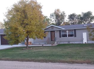 1740 1st St NW, Huron, SD 57350