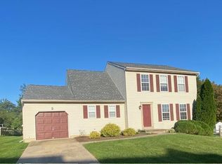 2 Ashdale Cir, Newark, DE 19702