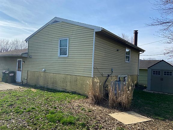 4th image of 1600 Bonita Dr