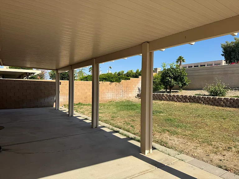79405 Avenida Las Palmas — Photo 17