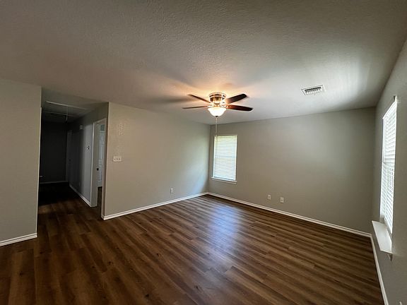 3rd image of 502 Wise St #B