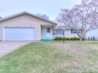 1486 Woodside Rd, Muskegon, MI 49441