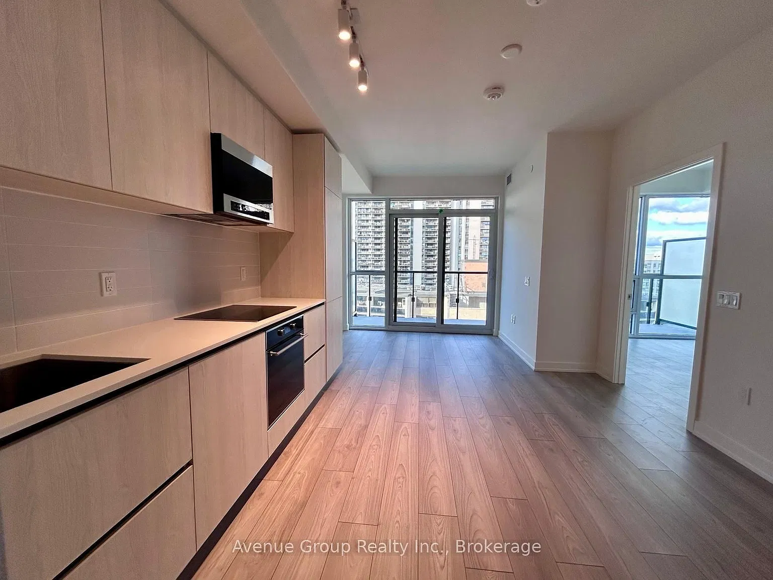 2 bed, $2,300 — Photo 1