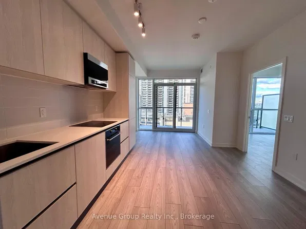 120 Broadway Ave, Toronto, ON
