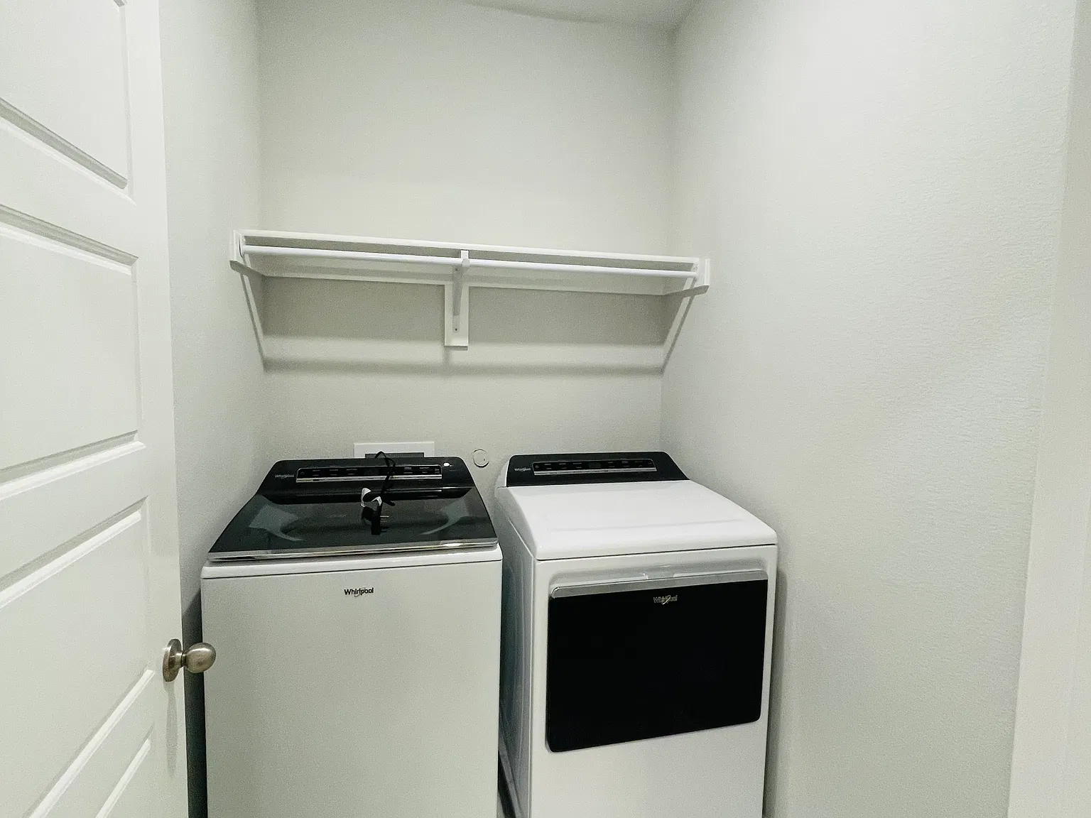 4 bed, 3200 sqft, $2,900 — Photo 4